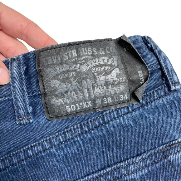 Levi’s 501XX Jeans Button Fly Size 38 100% Cotton Blue Faded Denim Straight Leg - Picture 6 of 11